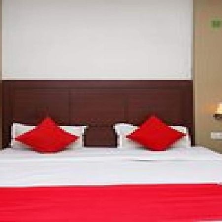 Capital O Hotel Surya Continental Lucknow Exterior foto