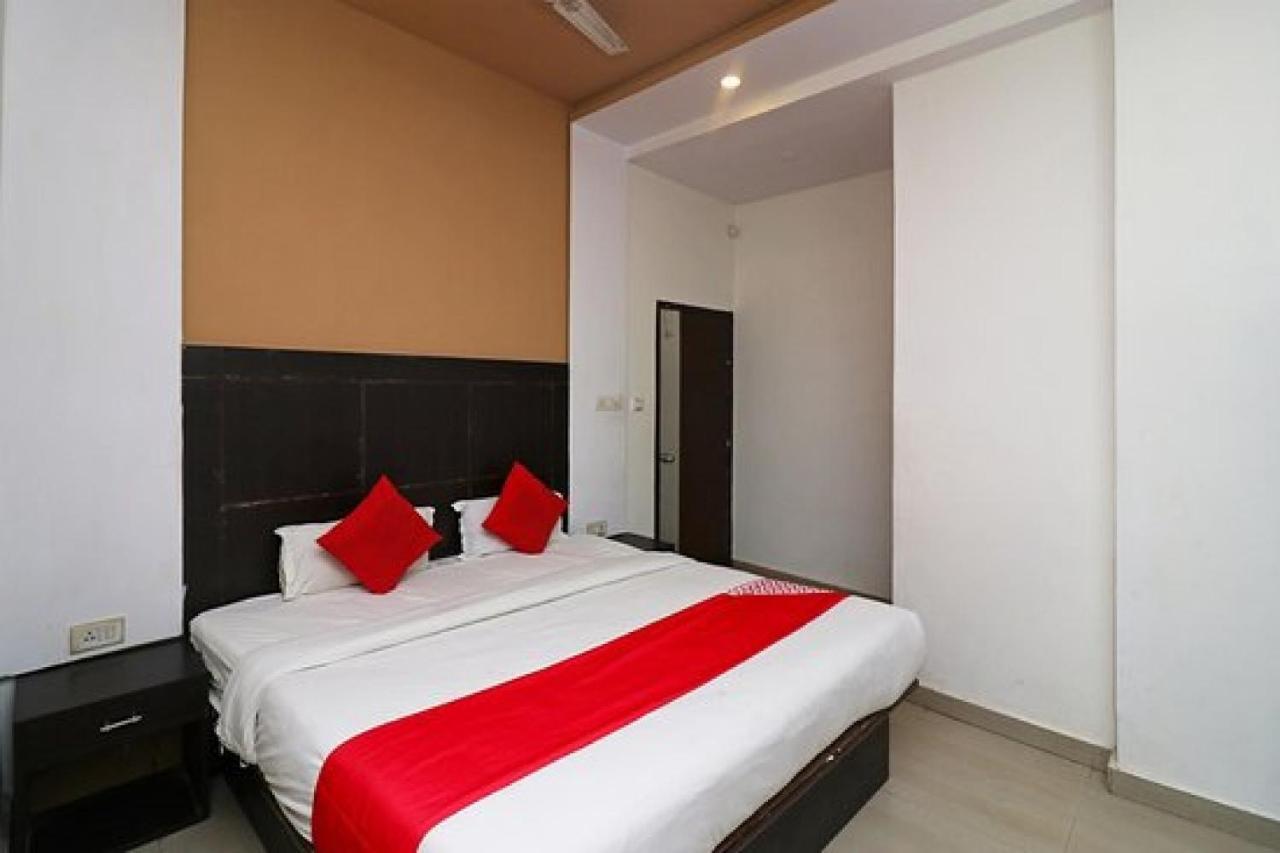 Capital O Hotel Surya Continental Lucknow Exterior foto