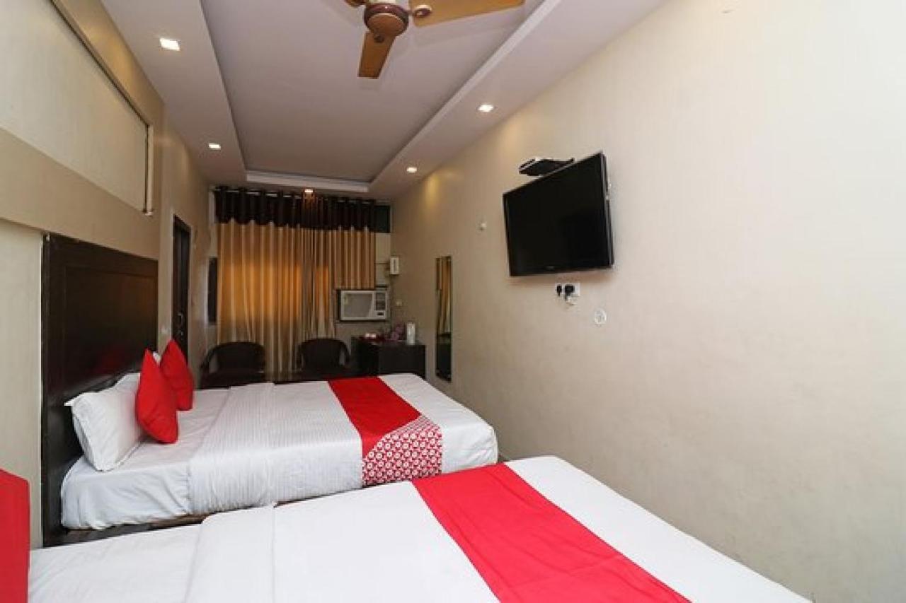 Capital O Hotel Surya Continental Lucknow Exterior foto